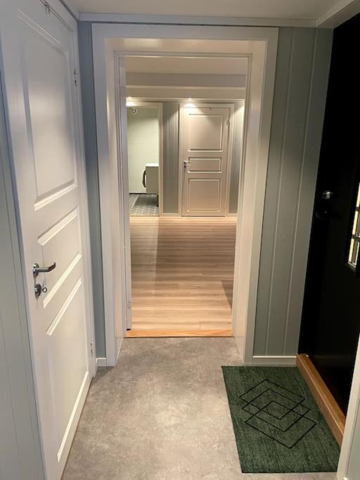 Lofoten - New Apartment, Close To Airport. Leknes Bagian luar foto